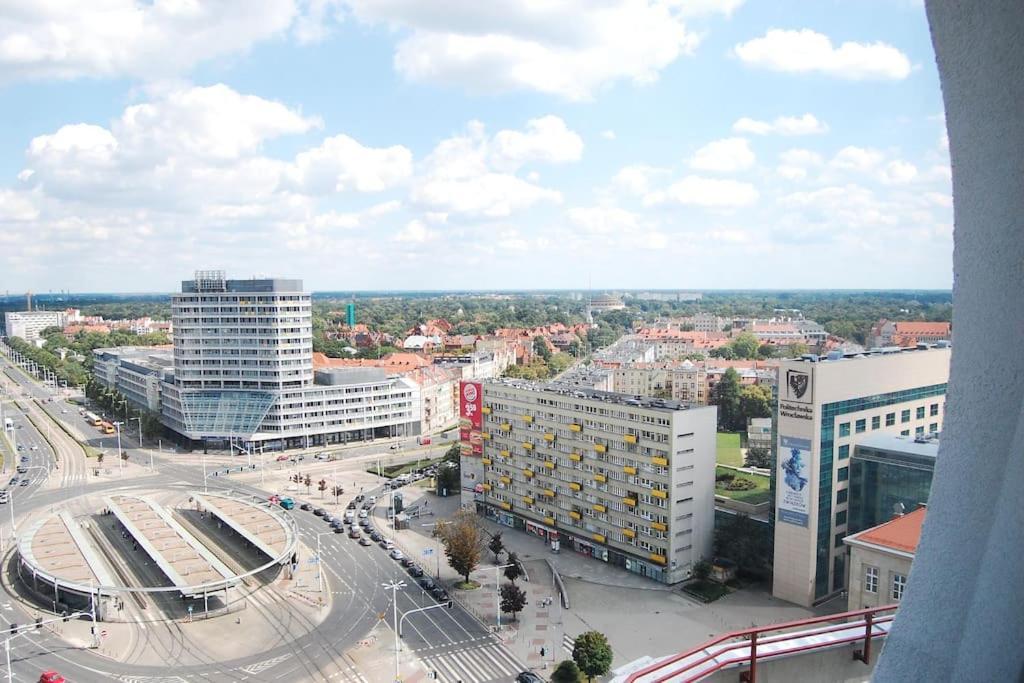 100M2 Penthouse On Top Of The City 1000Mb/S, Airc. Wrocław Buitenkant foto